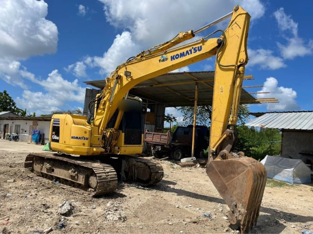 แบคโฮ 14 ตัน สภาพเก่านอก 980,000 บาท KOMATSU