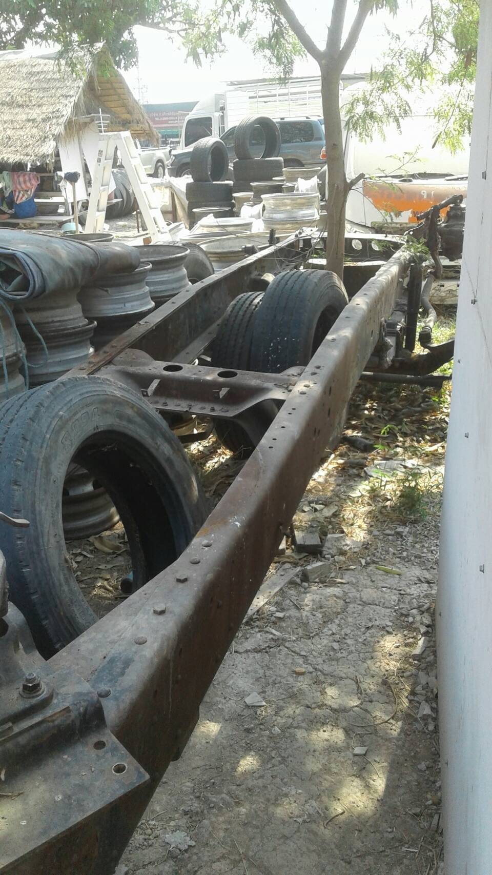 ขาย 180,000 แคสชีพร้อมเพลา HINO ขาย 180,000 แคสชีพร้อมเพลา HINO