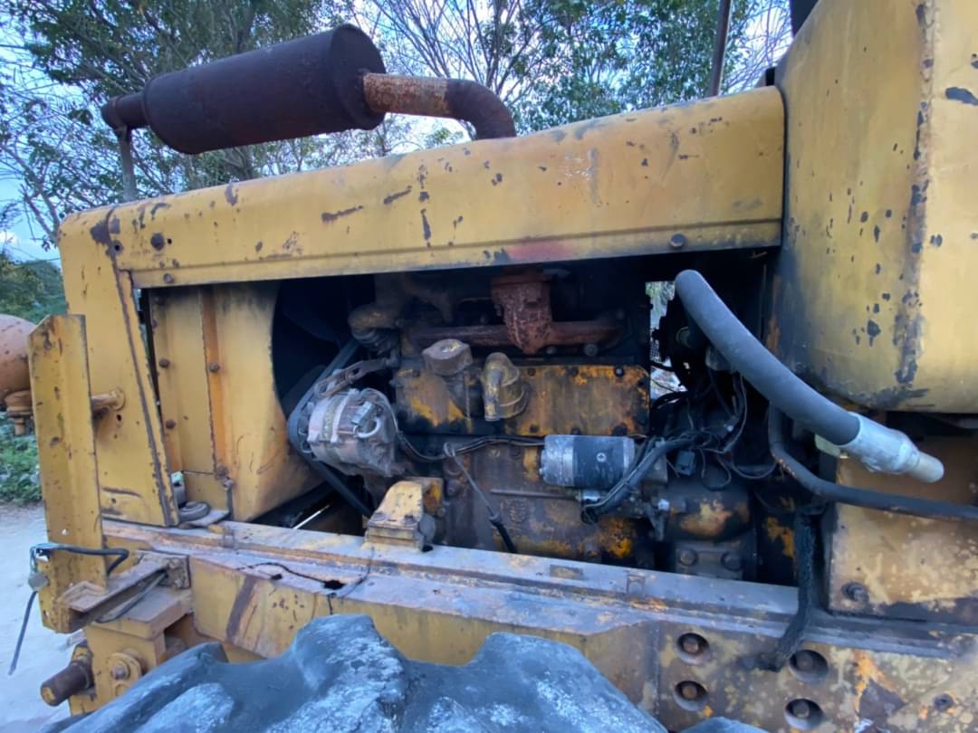 ขาย 255,000 รถตักล้อยาง 2 เพลา Komatsu