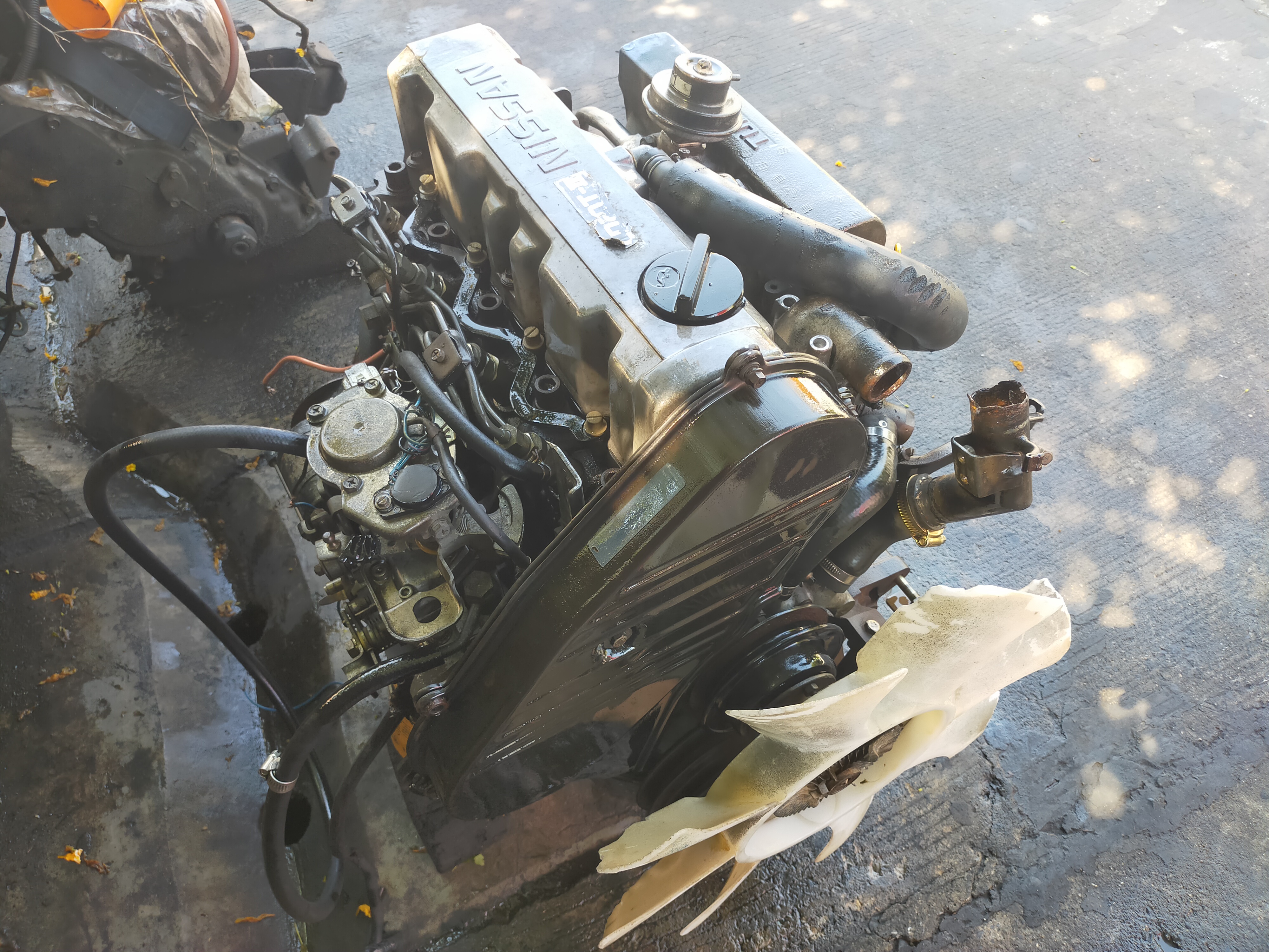 ขายเครื่องดีเซลนิสสัน LD20II TURBO ขายเครื่องดีเซลนิสสัน LD20II TURBO