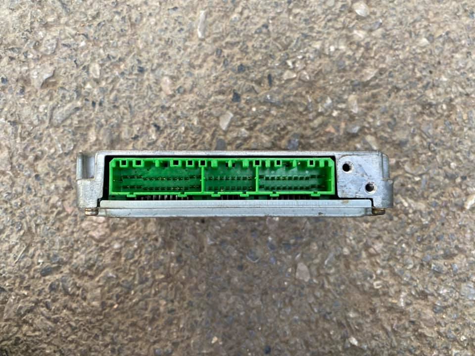 กล่องควบคุม ECU MAZDA 323 รหัสเครื่อง BP เกียร์AT กล่องควบคุม ECU MAZDA 323 รหัสเครื่อง BP เกียร์AT