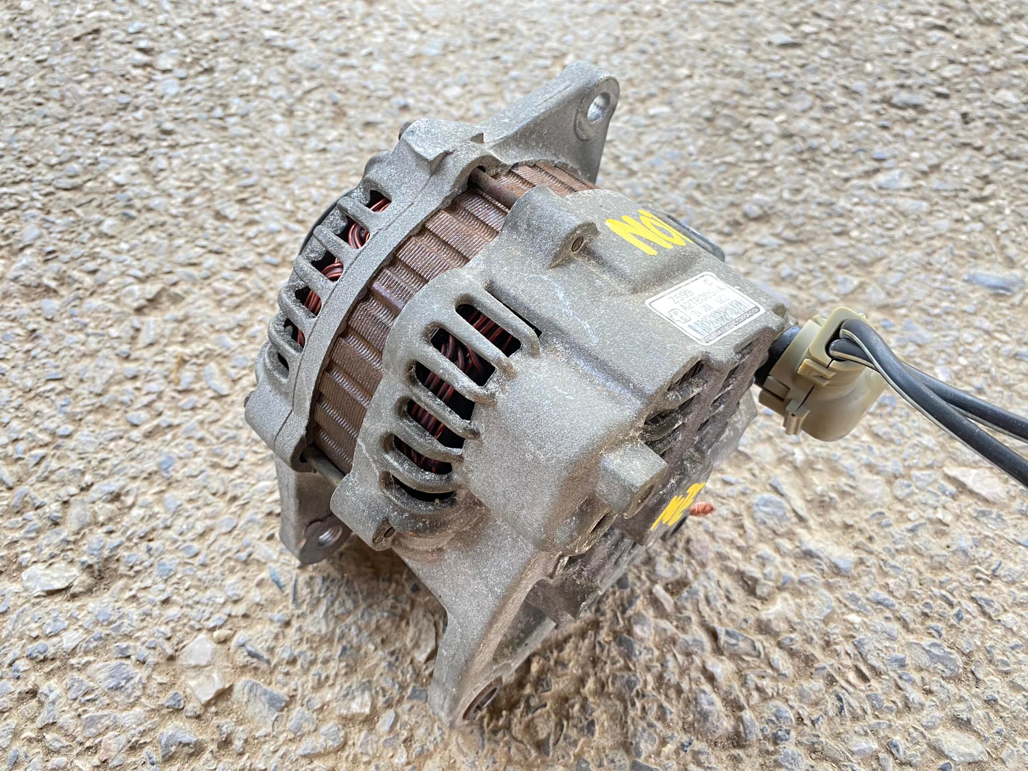 ไดชาร์จแท้ Ford Laser รหัสเครื่อง ZL ไดชาร์จแท้ Ford Laser รหัสเครื่อง ZL