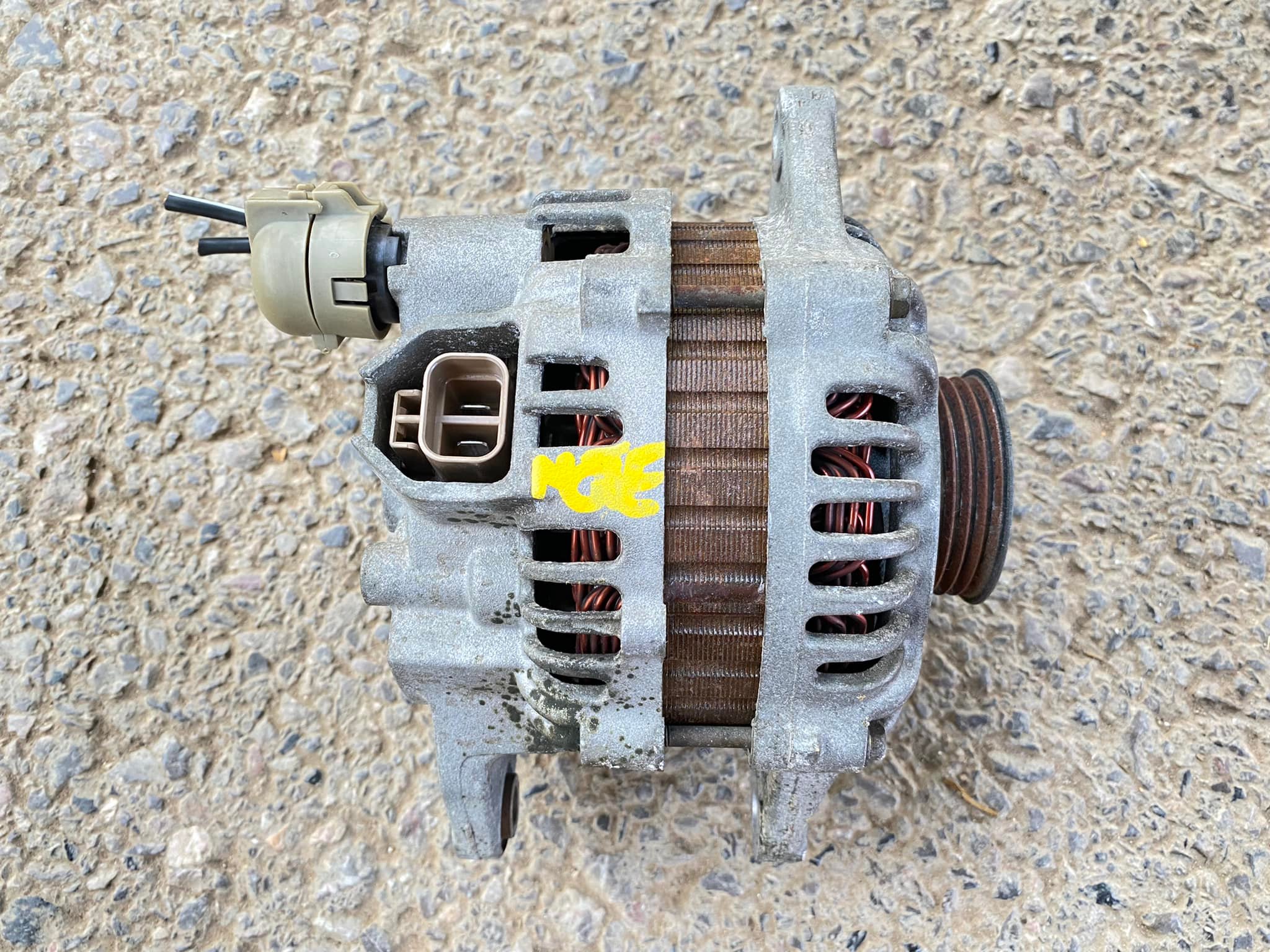 ไดชาร์จแท้ Ford Laser รหัสเครื่อง ZL ไดชาร์จแท้ Ford Laser รหัสเครื่อง ZL