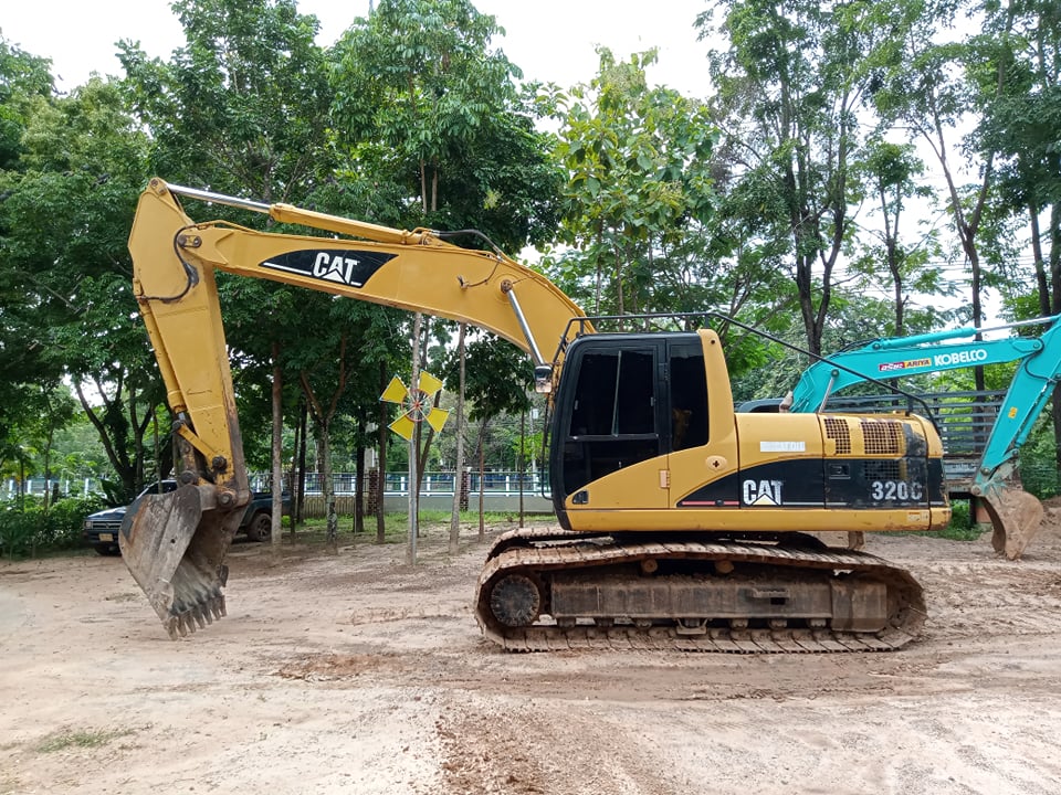 ขายครับ CAT 320C เอกสารเล่มทะเบียน สนใจ โทร. 080-7491645 k.เอฟ