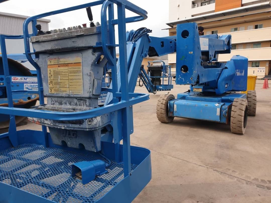 รถกระเช้า JLG 13.7 เมตร ไฟฟ้า 0868449044