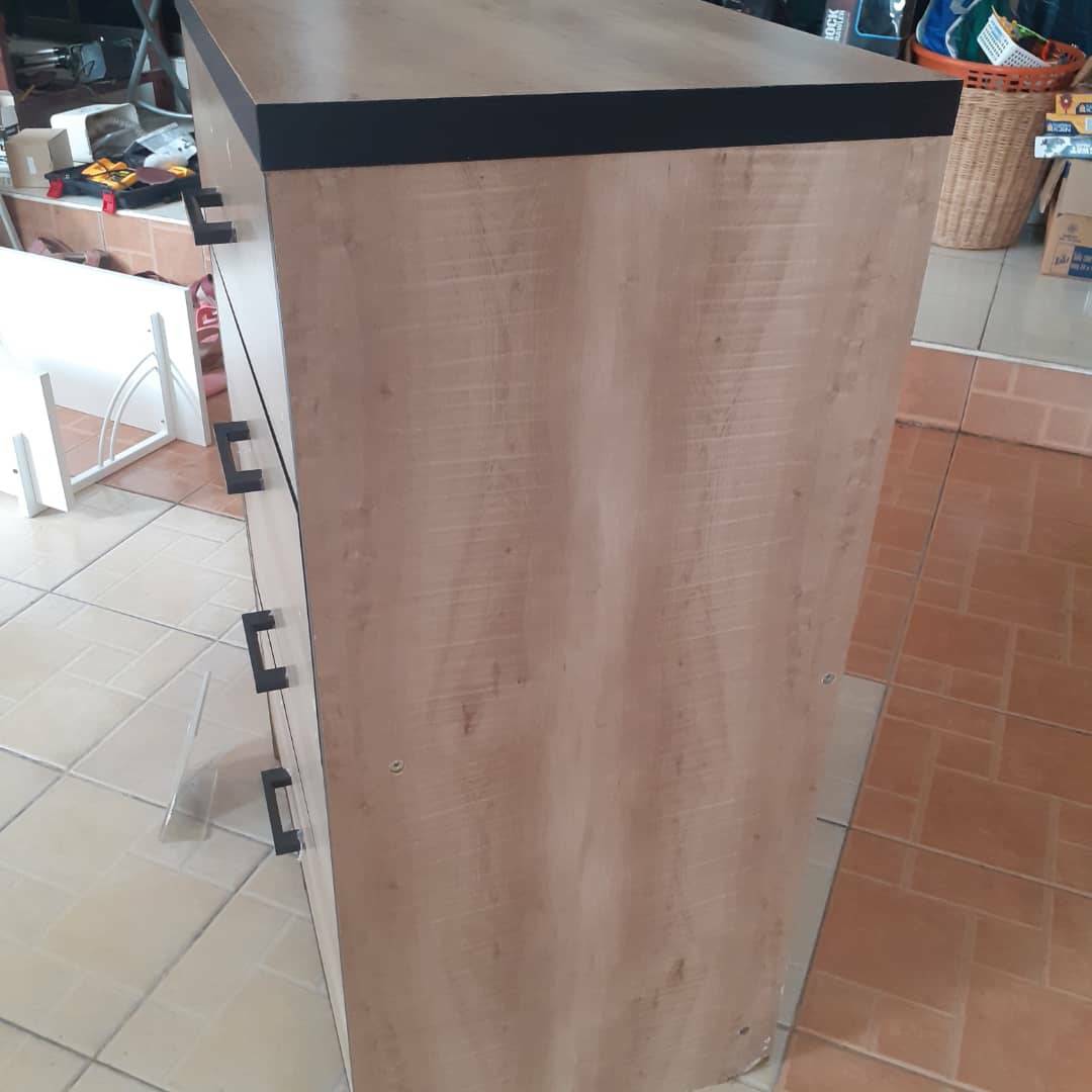 ลิ้นชักไม้ สี่ชั้นสวยแข็งแรงน่าใช้มาก หน้ากว้าง มือสองสภาพดีสวยๆ