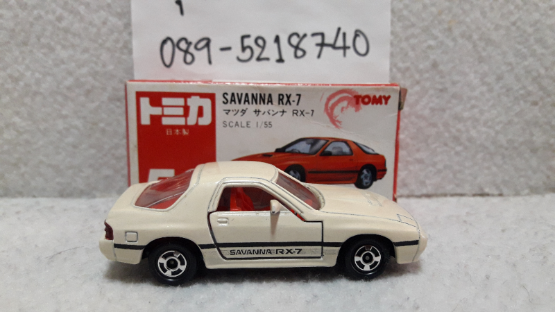 รถเหล็ก Tomica No.50 Mazda savanna rx-7 Mazda Savannah FC3S Tomy สีขาวแถบดำ Tomy Mini Car Japan MADE IN JAPAN งานญี่ปุ่นสวย สีขาวแถบดำ สวย งานเก่า เก็บครับ ประตูเปิดได้ ล้อปกติ