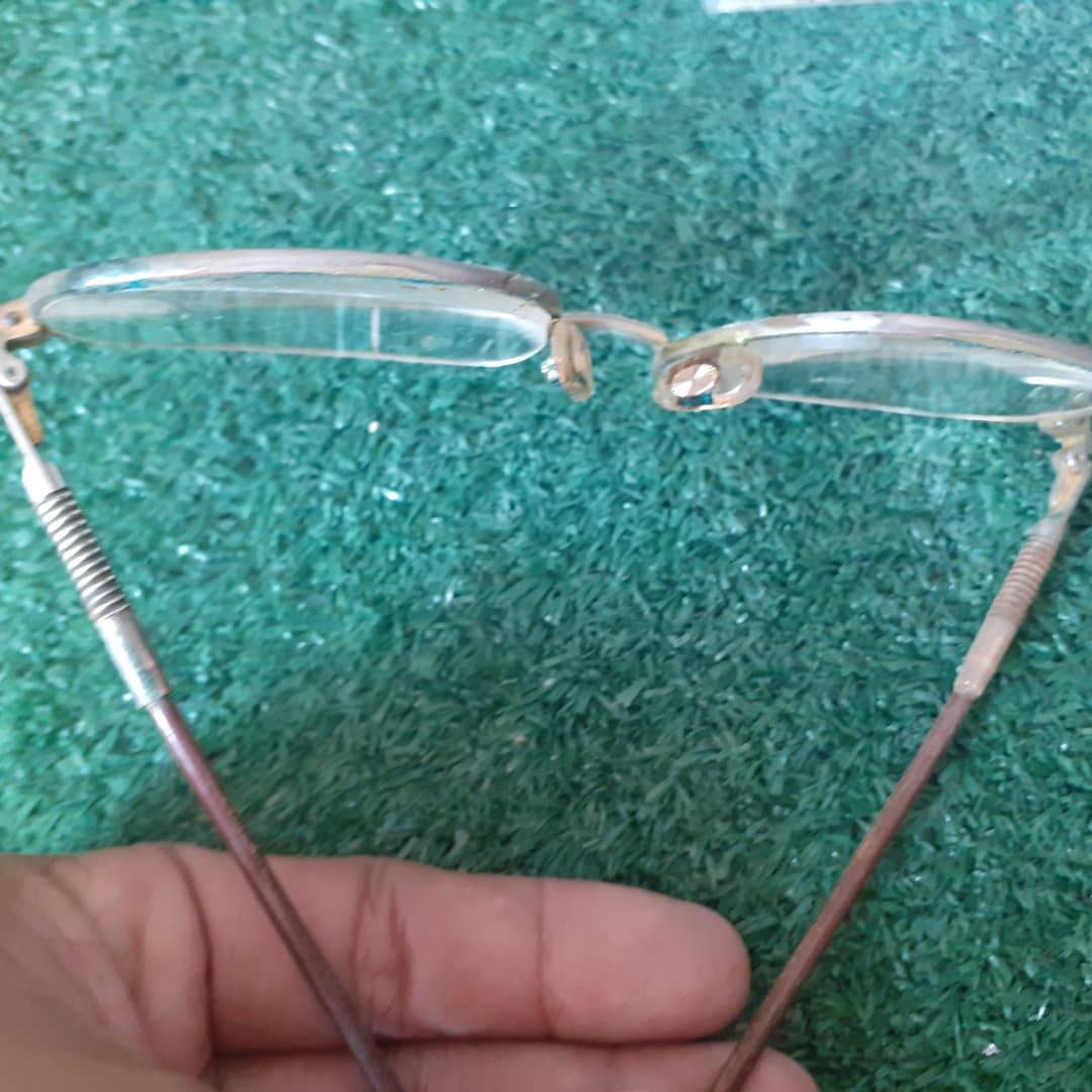 กรอบแว่นงานเก่าวินเทจสวยๆ แบรนด์จจาก Germany มือสองจากญี่ปุ่น เกาเก็บพร้อมซองเดิม แข็งแรงน่าใช้น่าเก็บ