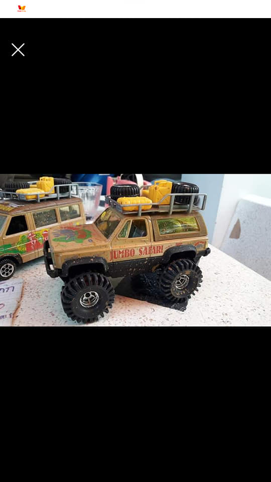 ลดราคา ชุดสุดท้ายแล้ว หมดแล้ว ชุดนี้เก็บเองตัดใจปล่อยครับ พร้อมตู้กระจกเลยครับผม จัดชุดครับ 4 คัน 4 แบบ รถโมเดล รถเหล็ก JADITOYS GIODI 4X4 SAFARI RALLY RARE สวยๆครับ ล้อโตๆ ล้อปกติ แนววินเทจครับ รายละเอียดดี