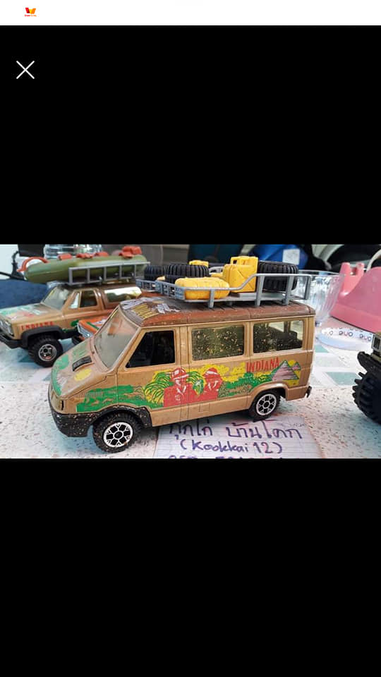 ลดราคา ชุดสุดท้ายแล้ว หมดแล้ว ชุดนี้เก็บเองตัดใจปล่อยครับ พร้อมตู้กระจกเลยครับผม จัดชุดครับ 4 คัน 4 แบบ รถโมเดล รถเหล็ก JADITOYS GIODI 4X4 SAFARI RALLY RARE สวยๆครับ ล้อโตๆ ล้อปกติ แนววินเทจครับ รายละเอียดดี