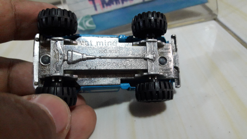 รถเหล็ก Yatming 1 Loose Vehicle No. 1091 4x4 Pick-Up Chevy Truck สีฟ้าสวย งสนเก่าครับ ท้องเล็ก ล้อปกติ