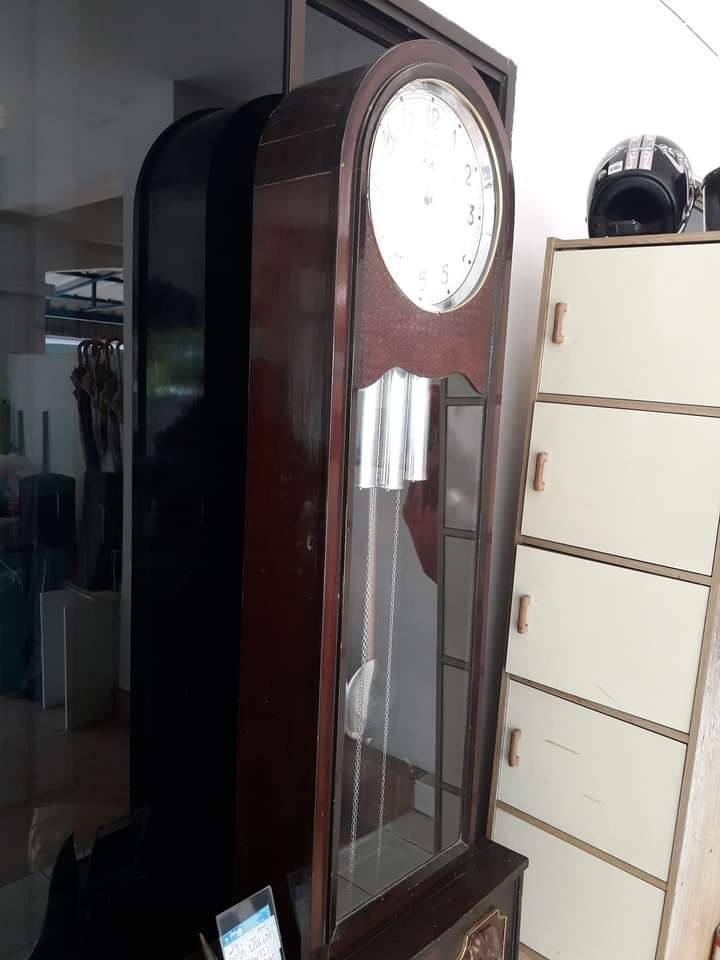 ลดราคาครับ เคลียร์บ้านนาฬิกาโบราญตั้งพื้น Mauthe Made in GERMANY 3 ตุ้มถ่วง ตุ้มแกว่งเงิน สวยๆครับ เก่าเก็บ งานบ้านครับ วางนาน ลดราคาครับ เคลียร์บ้านนาฬิกาโบราญตั้งพื้น Mauthe Made in GERMANY 3 ตุ้มถ่วง ตุ้มแกว่งเงิน สวยๆครับ เก่าเก็บ งานบ้านครับ วางนาน