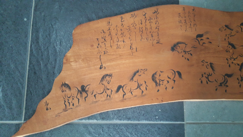 งานไม้ ม้า 15 ตัว ไม้จริง งานตู้ญี่ปุ่น แต่งบ้าน แต่งร้าน  ขนาด 102 x 24 cm.