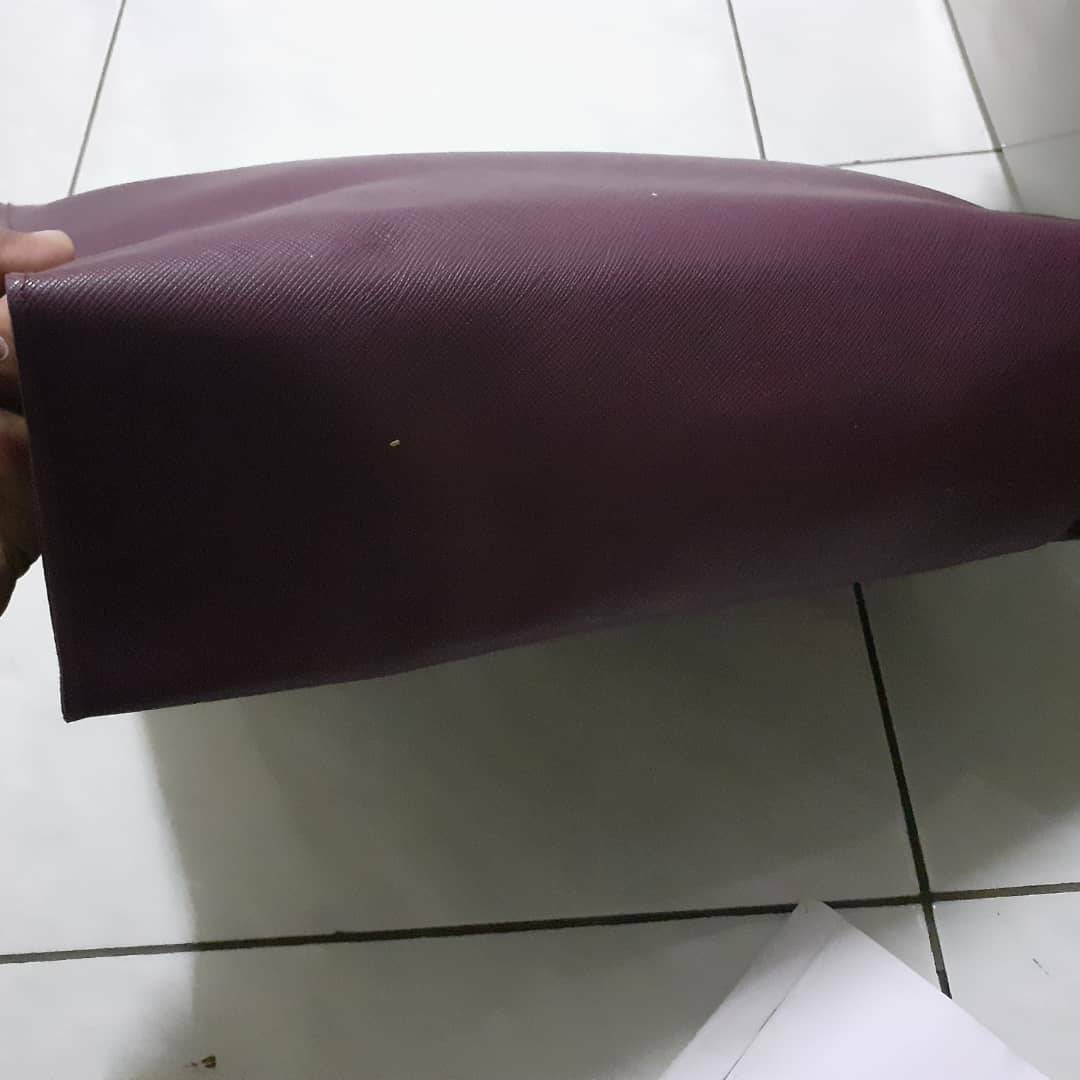 กระเป๋าถือแฟชั่นสวยๆสีม่วง