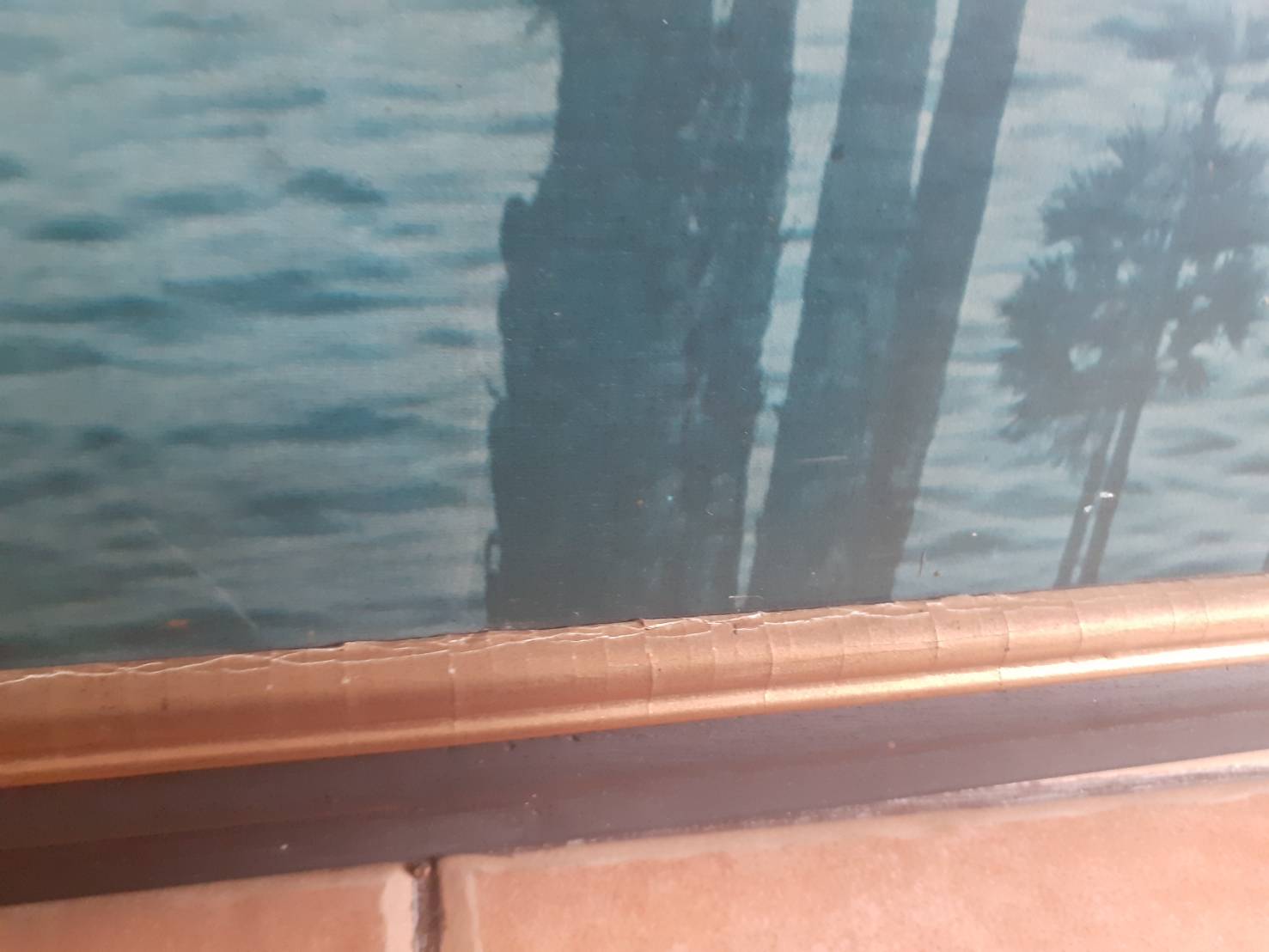 ภาพพิมพ์รูปวิว งานเก่า กรอบเดิมสไตล์วินเทจ  ขนาดกรอบ 55×8ซม. มีริ้วรอยตามกาลเวลา ไม่ขาดค่ะ สภาพยังสมบูรณ์