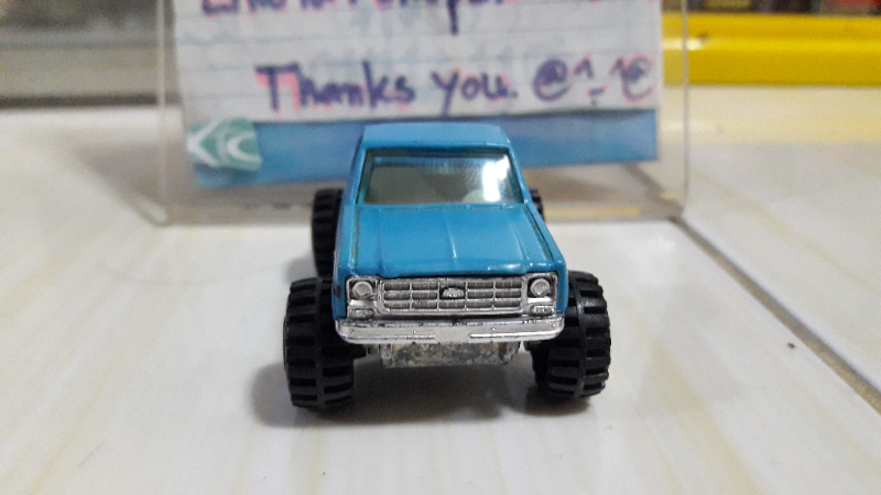 รถเหล็ก Yatming 1 Loose Vehicle No. 1091 4x4 Pick-Up Chevy Truck สีฟ้าสวย งสนเก่าครับ ท้องเล็ก ล้อปกติ