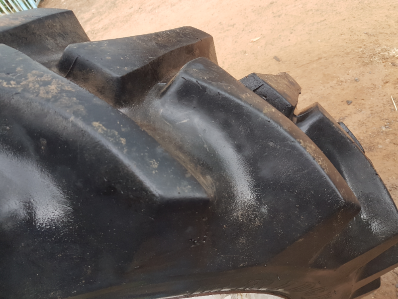 ยางพร้อมกะทะ12.4-28บริสโตนแท้ ยางพร้อมกะทะ12.4-28บริสโตนแท้