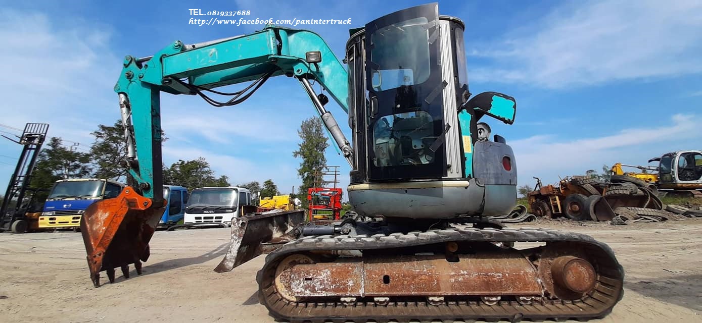 FROM JAPAN  รถขุดโกเบ เก่านอก ขนาด 7ตัน มีอินวอย ราคาเพียง 422,000 บาท HYD. EXCAVATOR KOBELCO SK75UR-YR