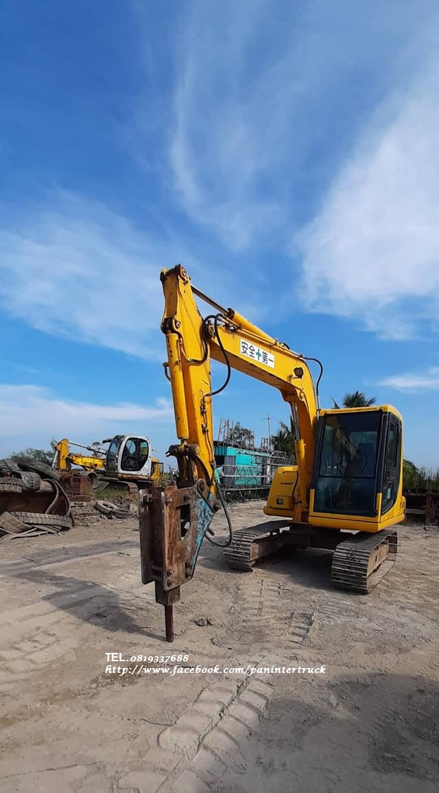 รถขุดโคมัสสุ PC60 รุ่น 7 + พร้อมหัวกระแทก เก่านอกแท้ ขนาด 6 ตัน มีอินวอย ราคาเพียง 499,000 บาท