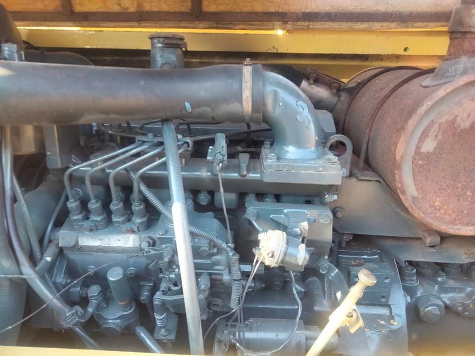 FROM JAPAN รถขุดโคมัสสุ PC60 รุ่น 7 ขนาด 6 ตัน มีอินวอย ราคาเพียง 450,000 บาท