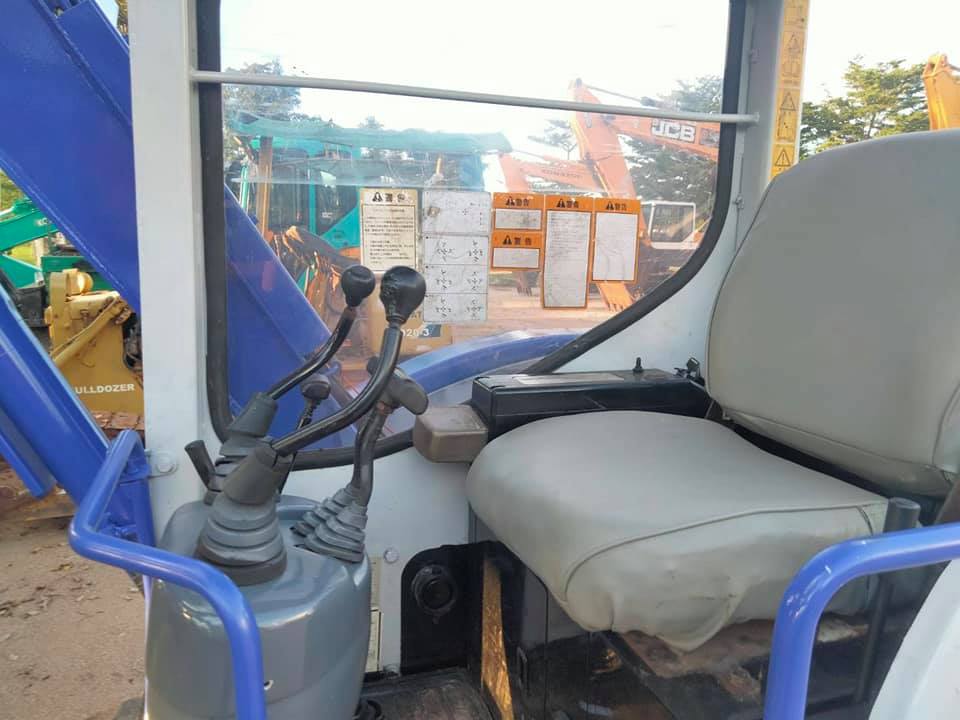 FROM JAPAN MINI. EXCAVATOR MITSUBISHI MM30SR-3 รถขุดเล็ก ขนาด 3ตัน