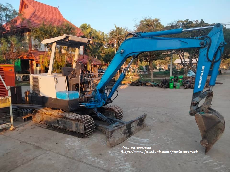 SALE *ลดกระหน่ำ 199,000 บาท รถขุดเล็ก MITSUBISHI ME35 ขนาด 3ตัน