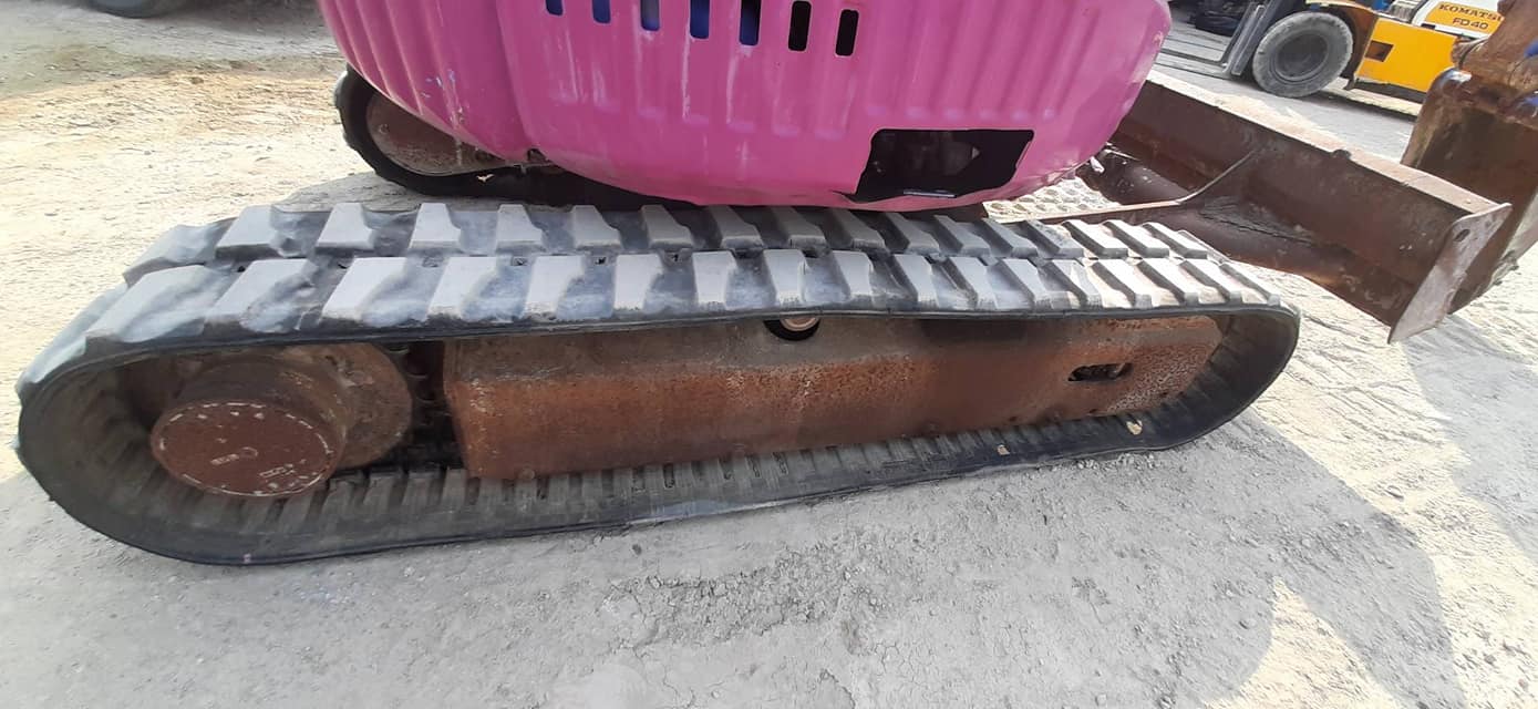 FROM JAPAN รถขุด KOMATSU  PC30UU-3 คอนโทรลน้ำมัน / ปั๊มนิ้ว