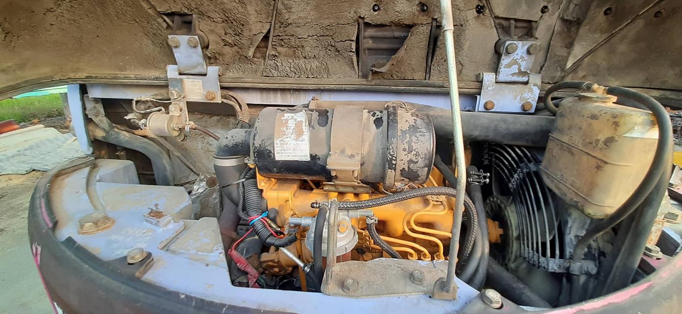 🎊🎊FROM JAPAN รถขุด KOMATSU PC50UU-2 มีเก๋ง/มีตู้/มีประตู , ใบมีดดัน