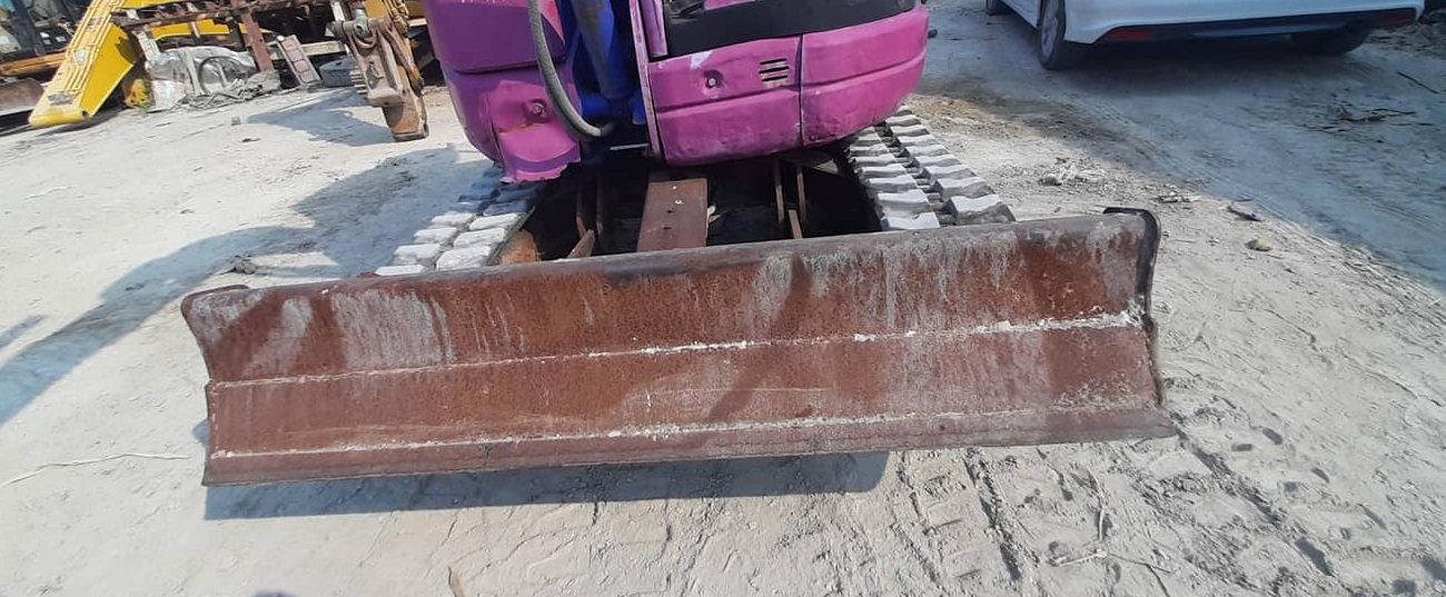 FROM JAPAN รถขุด KOMATSU  PC30UU-3 คอนโทรลน้ำมัน / ปั๊มนิ้ว