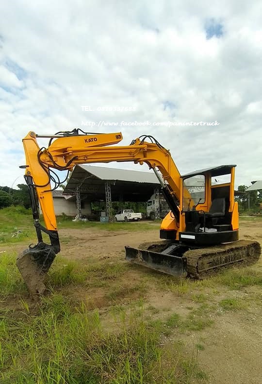FROM JAPAN รถขุดคาโต้ KATO HD50  ขนาด 5ตัน  ราคาเพียง 333,000 บาท