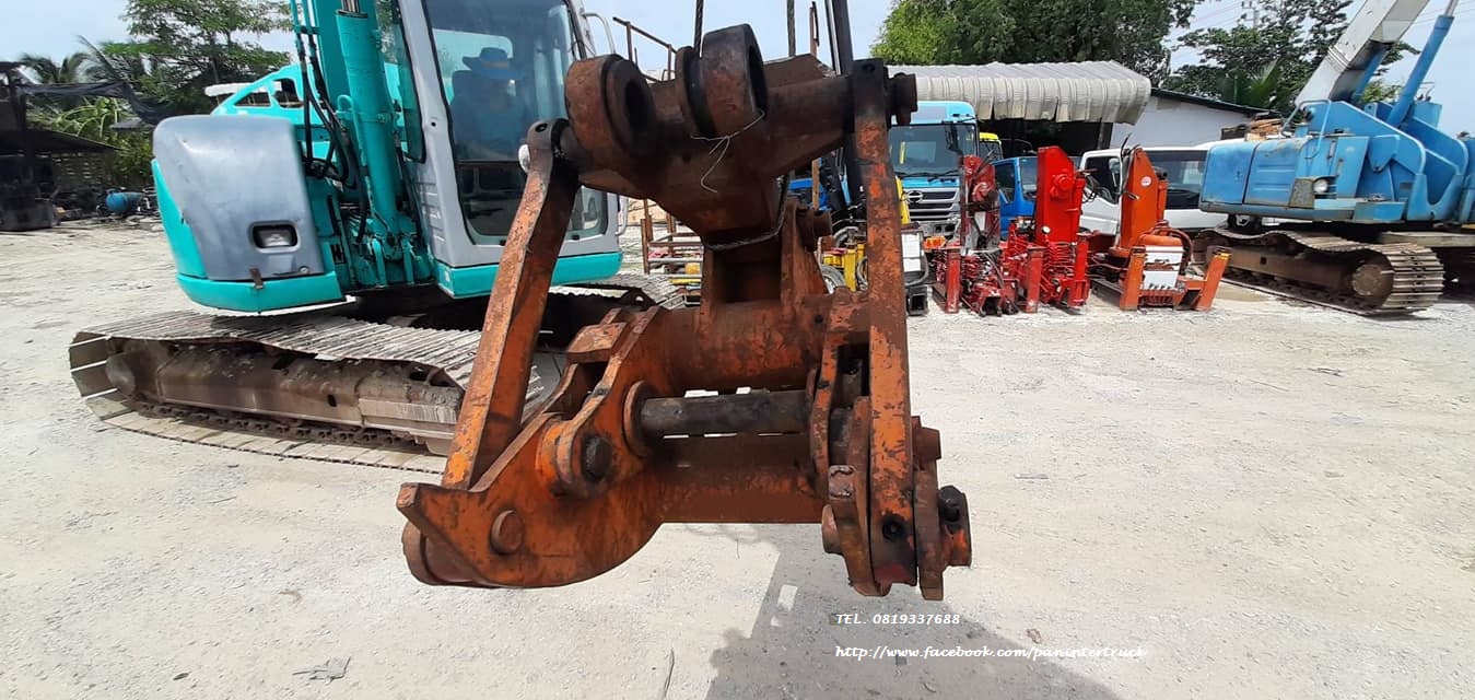 FROM JAPAN ตัวคีบปากหนีบไม้ แบบธรรมดาอุปกรณ์รองรับ สำหรับรถขุดไซค์ 100, 120 ,135/ สลัก 60-65 มิล