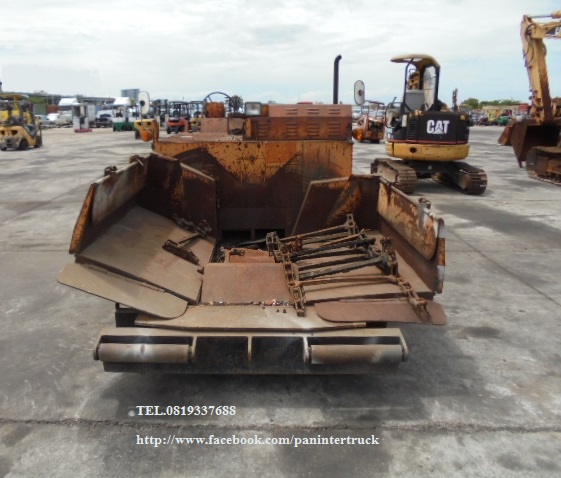 FROM JAPAN สินค้าเก่านอก ขายถูกด่วนๆรถปูยาง  ASPHALT FINISHER  HANTA  AF300WHS เครื่องยนต์ ISUZU 4FB1 , 4 สูบ , ล้อยาง ,ปูยางได้กว้างถึง 3 เมตร