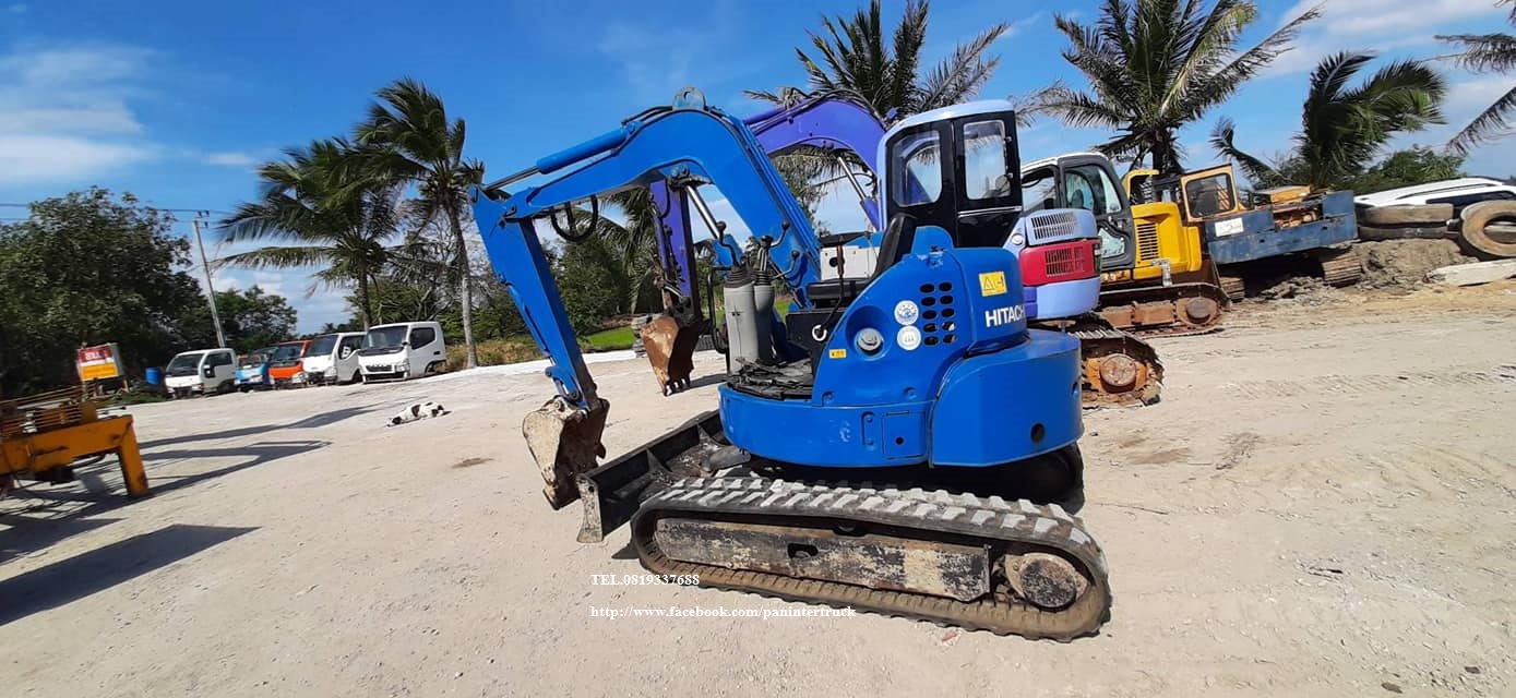 SALE FROM JAPAN MINI. EXCAVATOR HITACHI EX30UR-3 รถขุดเล็ก คอนโทรลน้ำมัน ปั๊มนิ้ว แขนตรง /ใบมีดดัน /มีลายไปป์ปิ้ง(ลายหัวเจาะ)
