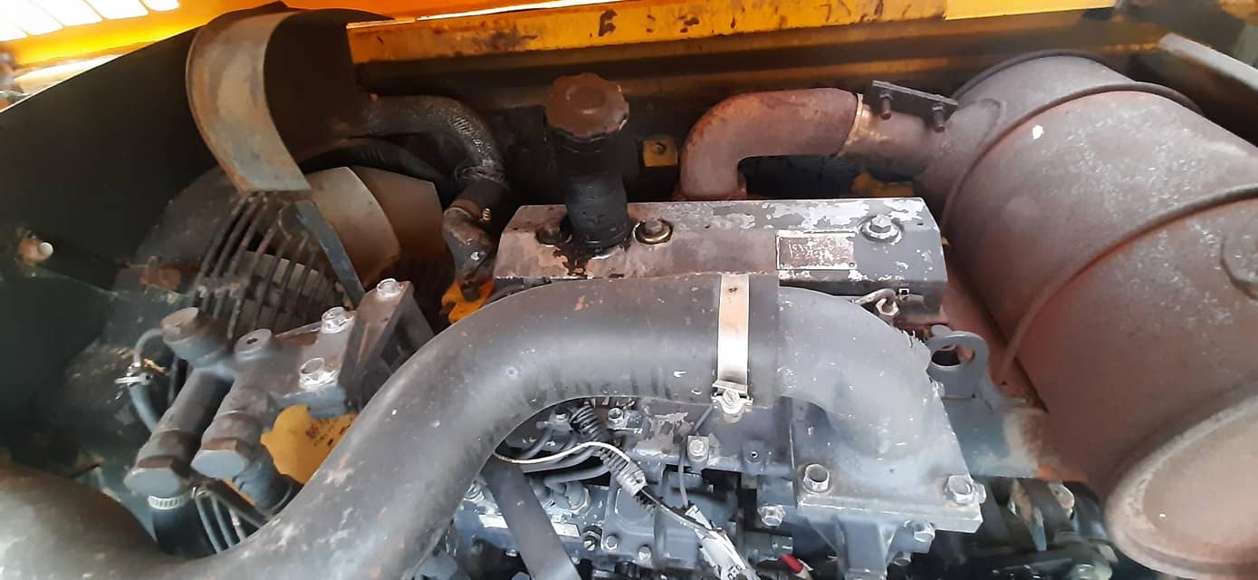 SALE* รถขุด KOMATSU PC60-7 มีเก๋ง ,มีประตู ,มีลายไปป์ปิ้ง(ลายหัวเจาะ) แทรคเหล็ก , สินค้าเก่านอก SALE* รถขุด KOMATSU PC60-7 มีเก๋ง ,มีประตู ,มีลายไปป์ปิ้ง(ลายหัวเจาะ) แทรคเหล็ก , สินค้าเก่านอก