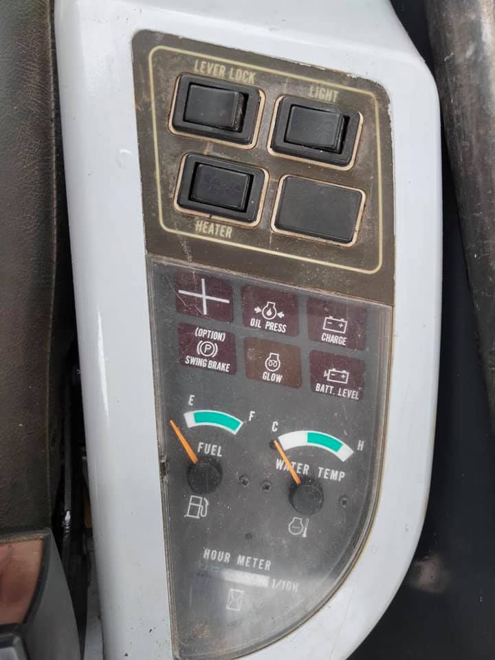 FROM JAPAN ขายถูกด่วนๆ รถขุด MINI EXCAVATOR IHI-55UJ FROM JAPAN ขายถูกด่วนๆ รถขุด MINI EXCAVATOR IHI-55UJ