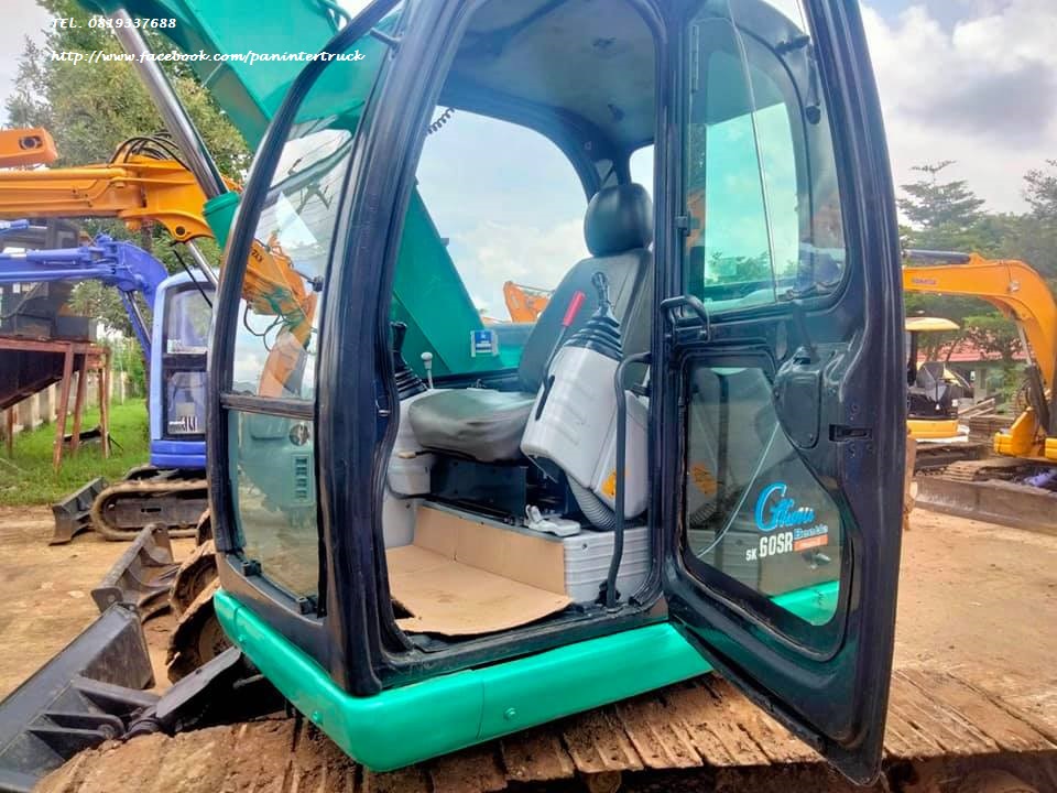 สินค้าเก่านอก มีตู้/มีเก๋ง/มีประตู/แอร์หนาว/ มีผานหน้า/ใบมีดดัน รถขุดโกเบ KOBELCO SK60SR-YT