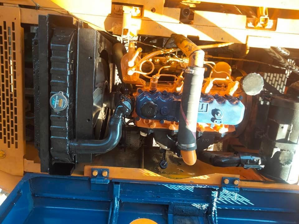 ลดกระหน่ำ ราคาเพียง 333,000 บาท รถขุดโกเบ KOBELCO SK03 ขนาด 6ตัน (เทียบเท่า PC60-5)