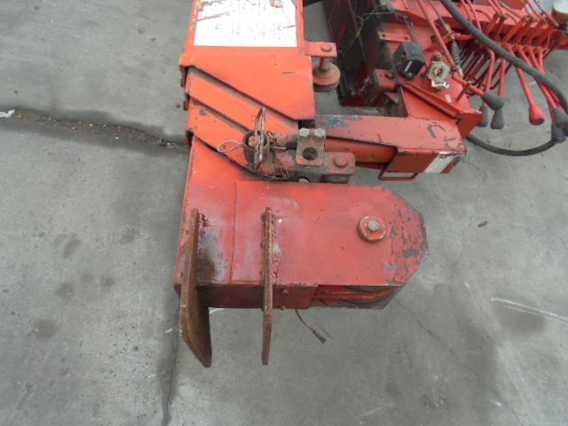 FROM JAPAN !!เครนติดหลังรถบรรทุก (TRUCK MOUNTED CRANE UNIC UR20V ) ยูนิค ขนาด 2ตัน / 4ปลอก3ชัก มีตะข