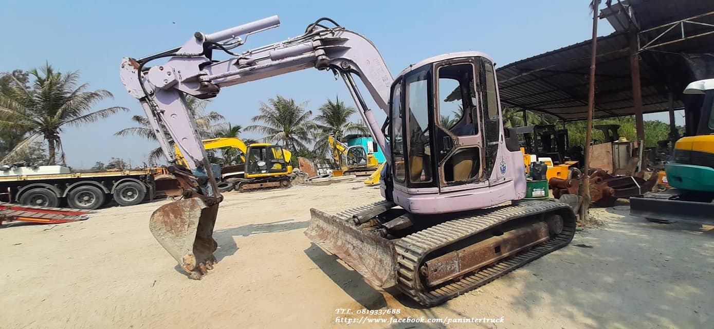 ราคาพิเศษ รถขุดSUMITOMO SH75U-2 มีเก๋ง /มีตู้/มีประตู / มีลายไปป์ปิ้ง(ลายหัวเจาะ) / ใบมีดดัน