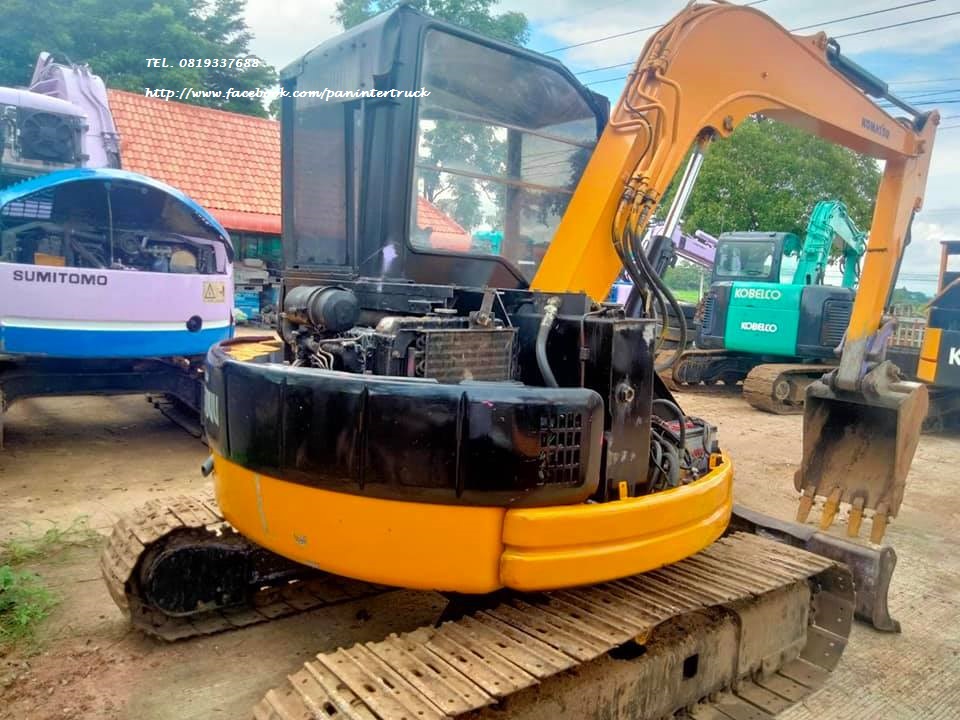 ราคาเพียง 299,000 บาท EXCAVATOR KOMATSU PC50UU-2E  รถขุด ขนาด 5ตัน