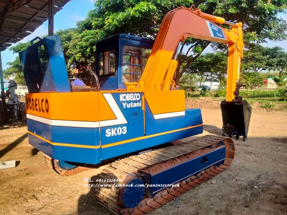 ลดกระหน่ำ ราคาเพียง 333,000 บาท รถขุดโกเบ KOBELCO SK03 ขนาด 6ตัน (เทียบเท่า PC60-5)