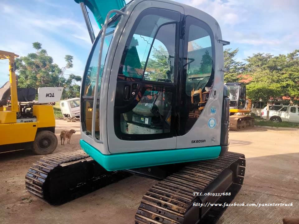 สินค้าเก่านอก มีตู้/มีเก๋ง/มีประตู/แอร์หนาว🎉🎉 รถขุดโกเบ KOBELCO SK60SR-YT01 ♥️ ราคาเพียง 650,000 บาท ♥️ สินค้าเก่านอก มีตู้/มีเก๋ง/มีประตู/แอร์หนาว🎉🎉 รถขุดโกเบ KOBELCO SK60SR-YT01 ♥️ ราคาเพียง 650,000 บาท ♥️