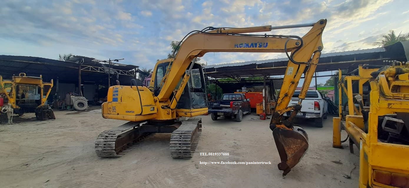 SALE* รถขุด KOMATSU PC60-7 มีเก๋ง ,มีประตู ,มีลายไปป์ปิ้ง(ลายหัวเจาะ) แทรคเหล็ก , สินค้าเก่านอก SALE* รถขุด KOMATSU PC60-7 มีเก๋ง ,มีประตู ,มีลายไปป์ปิ้ง(ลายหัวเจาะ) แทรคเหล็ก , สินค้าเก่านอก
