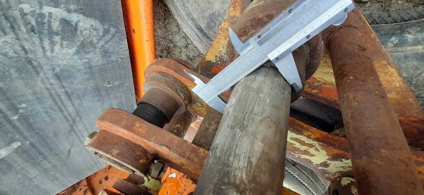 FROM JAPAN ตัวคีบปากหนีบไม้ แบบธรรมดา สำหรับรถขุดไซค์ 60, 65, 70, 75