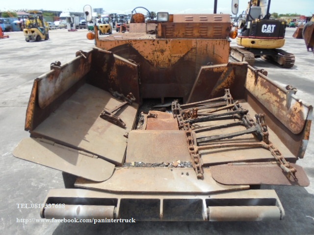 FROM JAPAN สินค้าเก่านอก ขายถูกด่วนๆรถปูยาง  ASPHALT FINISHER  HANTA  AF300WHS เครื่องยนต์ ISUZU 4FB1 , 4 สูบ , ล้อยาง ,ปูยางได้กว้างถึง 3 เมตร