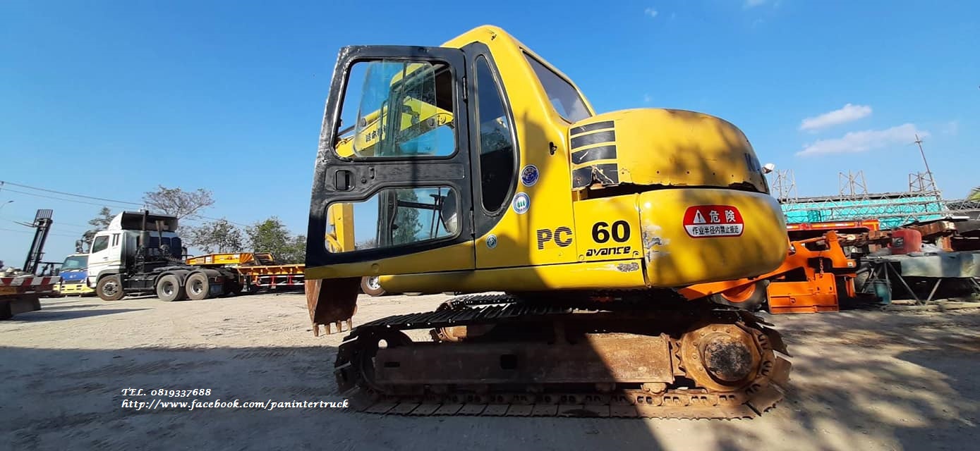 FROM JAPAN รถขุดโคมัสสุ PC60 รุ่น 7 ขนาด 6 ตัน มีอินวอย ราคาเพียง 450,000 บาท