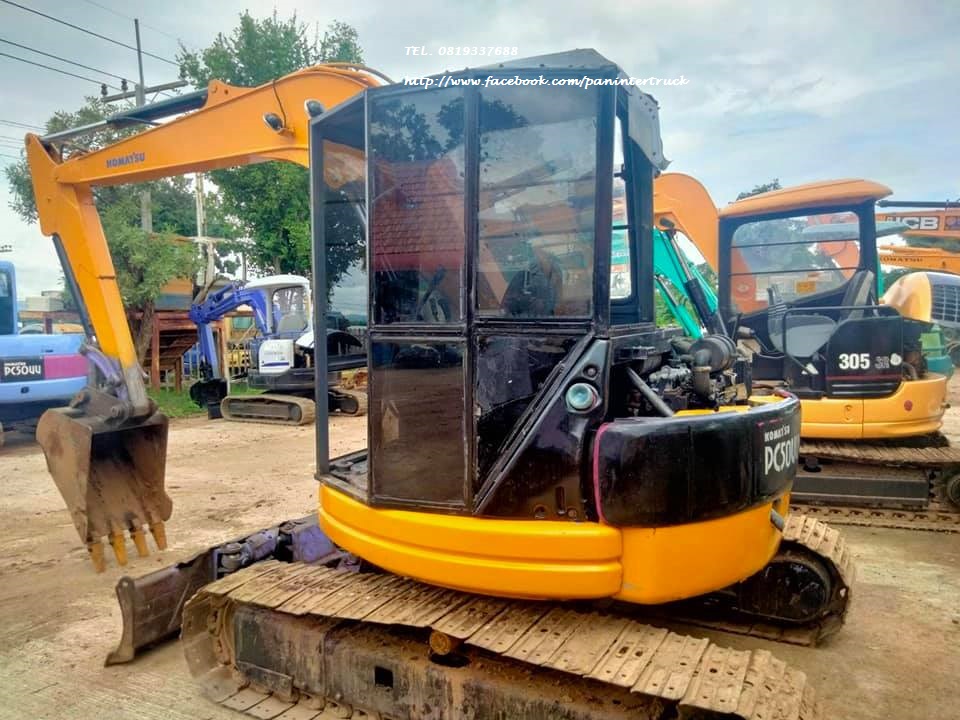 ราคาเพียง 299,000 บาท EXCAVATOR KOMATSU PC50UU-2E  รถขุด ขนาด 5ตัน