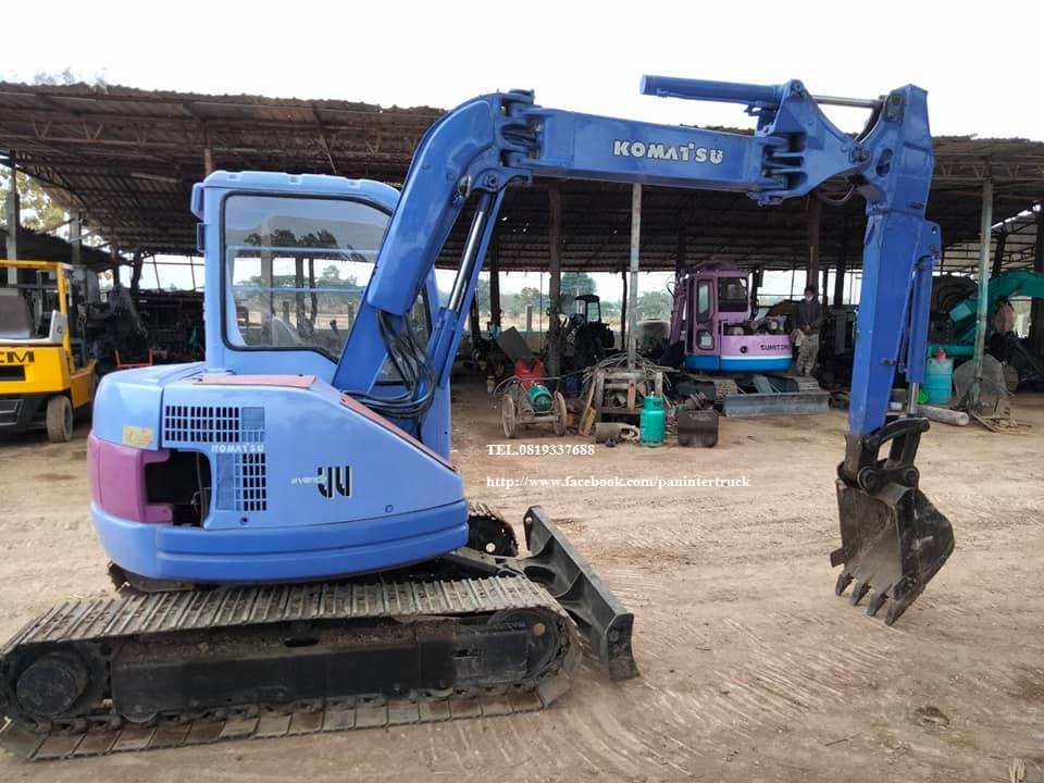 SALE*รถขุดKOMATSU PC50UU-2 เครื่องยนต์ดีเซลKOMATSU 4D84 -4สูบ ,คอนโทรล(สั้น)น้ำมัน, ปั๊มนิ้ว* ,แทรคเ
