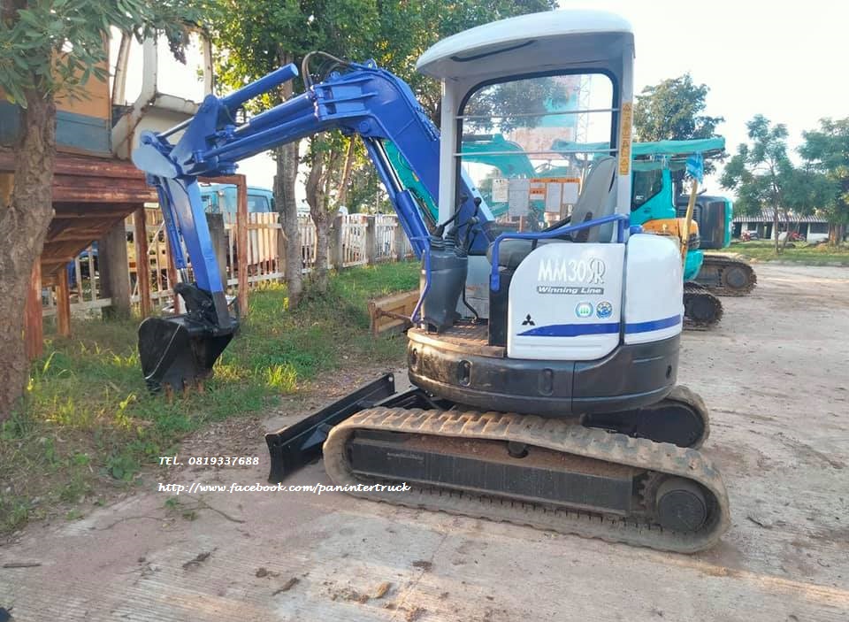 FROM JAPAN MINI. EXCAVATOR MITSUBISHI MM30SR-3 รถขุดเล็ก ขนาด 3ตัน