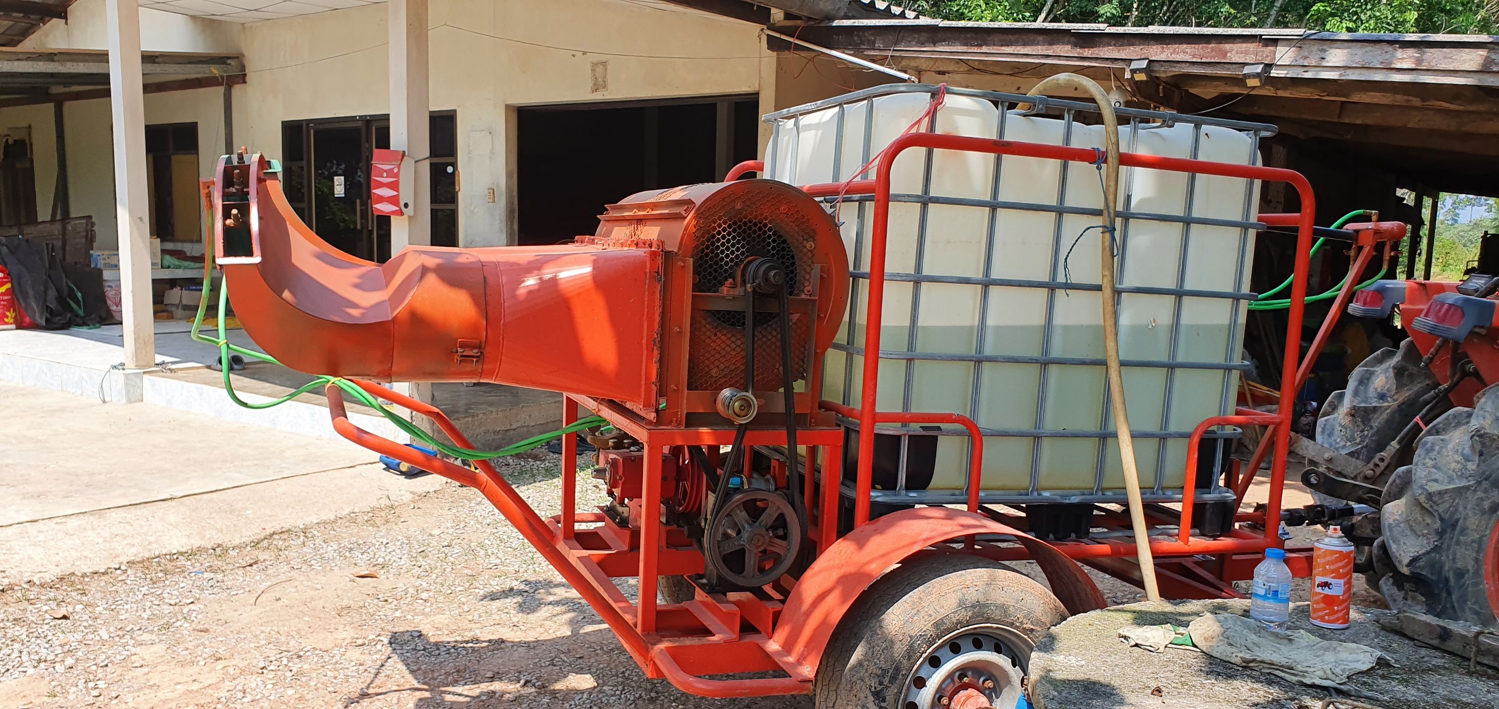 ขายรถพ่นยา